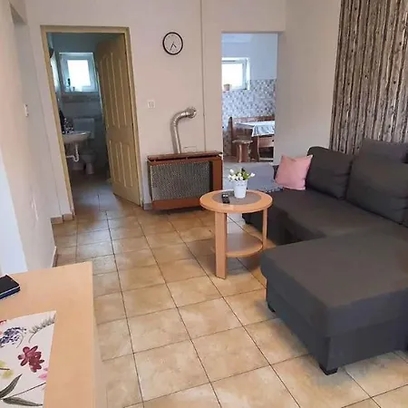 Дом отдыха In - Balaton 43605 *